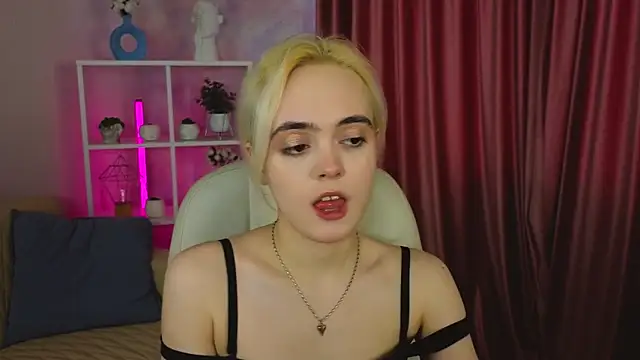 Bambi Bloom online show from March 8, 1:47 pm