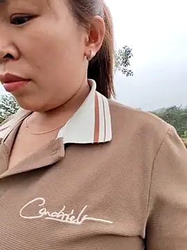 MiuNazz online show from March 12, 5:45 am