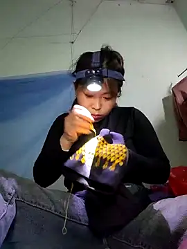 MiuNazz online show from March 18, 2:08 pm