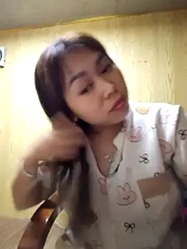 MiuNazz online show from March 14, 2:01 pm