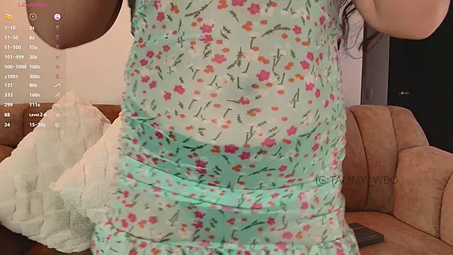 tammyyyy   online show from April 11, 1:35 am