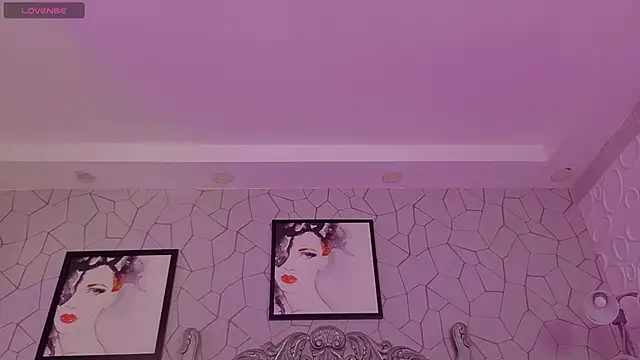 Genesisraydenx online show from May 30, 8:14 pm