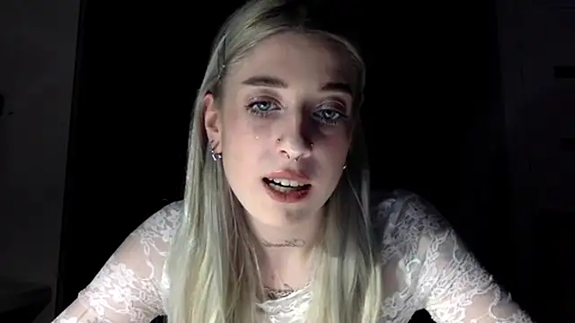 EmmyWet online show from March 3, 6:37 pm