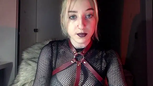 EmmyWet online show from March 23, 5:57 pm