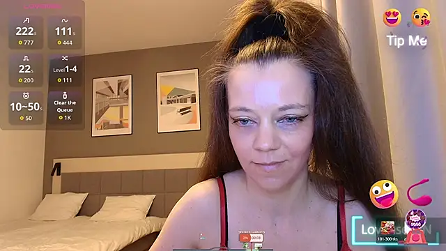 Snapshot of Yana-XX chatting on June 15, 5:45 pm Yana-XX online show from June 15, 5:45 pm