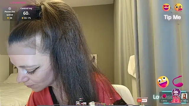 Snapshot of Yana-XX chatting on June 6, 10:48 pm Yana-XX online show from June 6, 10:48 pm