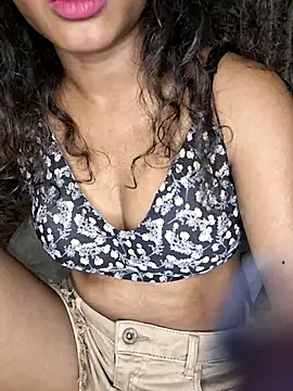 Snapshot of Akni_ chatting on June 19, 5:52 pm Akni online show from June 19, 5:52 pm