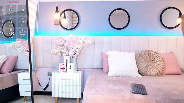 Grace Williams  online show from March 30, 8:21 pm