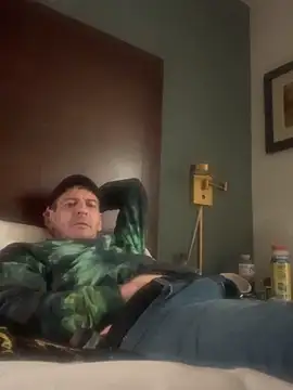 Snapshot of tommyandjen chatting on April 7, 5:09 am tommyandjen online show from April 7, 5:09 am