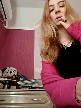 Prinseska27 online show from February 28, 10:15 am