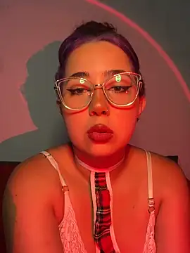 Snapshot of lorettaivonne chatting on March 2, 1:40 pm lorettaivonne online show from March 2, 1:40 pm