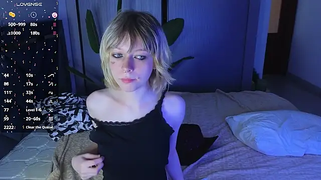 MollySally online show from May 16, 10:14 am