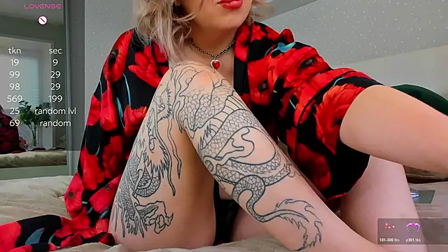 crowned goddess online show from March 26, 1:26 am