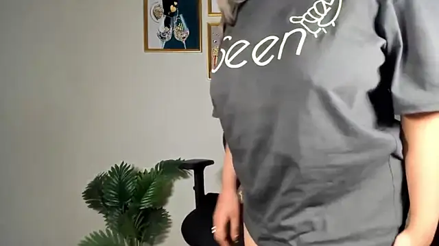 Mahima fuck online show from February 26, 7:58 pm