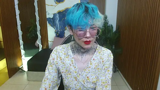 Lyra tay online show from April 9, 7:09 pm