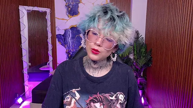 Lyra tay online show from May 30, 7:08 pm