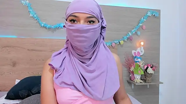  jennaa online show from April 1, 8:06 pm