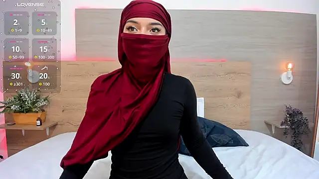  jennaa online show from March 7, 8:25 pm