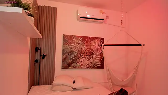 emma petals online show from February 28, 7:46 pm