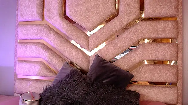 Anittarouse online show from March 11, 2:00 pm