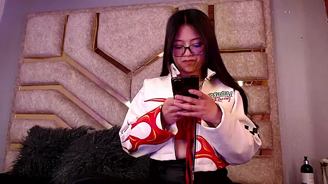 Anittarouse online show from March 24, 3:23 pm