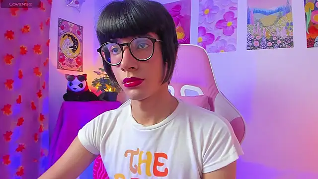 Madeline 21 online show from March 15, 5:03 am