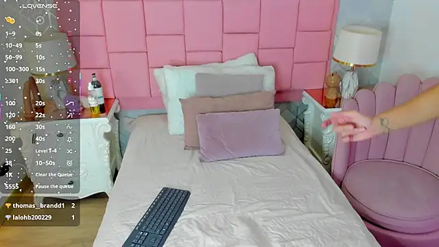 helen zen online show from April 27, 8:29 pm