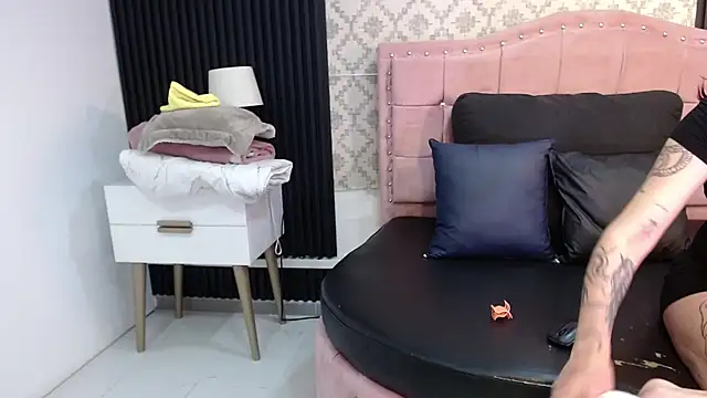 SaraLjordad online show from July 22, 5:48 pm