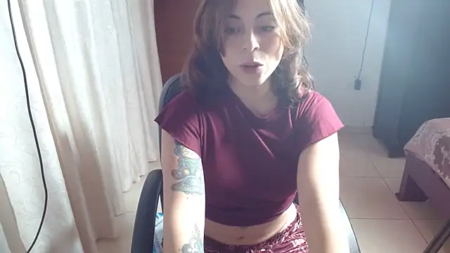 Snapshot of IrisArellano_ chatting on May 13, 1:18 pm IrisArellano online show from May 13, 1:18 pm