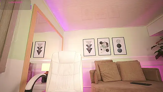 MandyCollins online show from April 1, 11:33 am