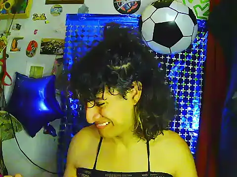 RAMONA TIJERAX online show from June 23, 9:57 pm