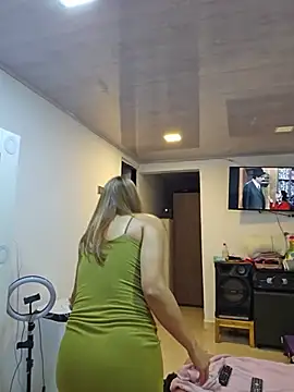 candy-xxx online show from June 9, 8:32 pm