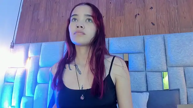 Snapshot of camilaa_smith_ chatting on July 12, 8:20 pm camilaa smith online show from July 12, 8:20 pm