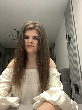 Lollipop p  online show from April 1, 8:06 pm