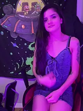 Snapshot of dsavagenjackie chatting on March 2, 5:08 am dsavagenjackie online show from March 2, 5:08 am