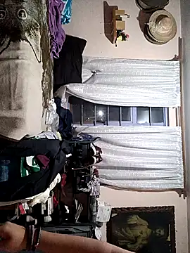 Snapshot of Alexparrarrar chatting on February 28, 3:39 am Alexparrarrar online show from February 28, 3:39 am