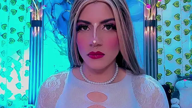 Snapshot of Roxy_alexa chatting on July 11, 2:45 am Roxy alexa online show from July 11, 2:45 am