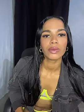 FlorSalvaje  online show from May 7, 12:37 am
