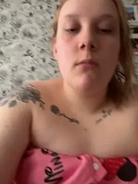 SassieBlondie online show from March 1, 2:06 pm