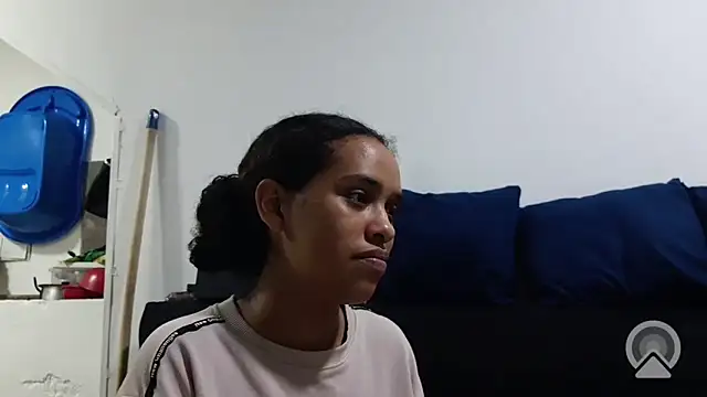 Brinnehh online show from April 27, 11:14 pm
