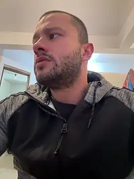 Romaninho online show from May 12, 11:38 am