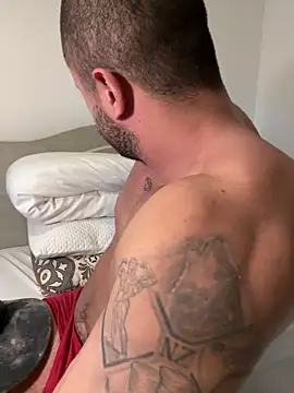 Romaninho online show from May 5, 1:19 am