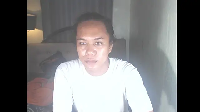 Snapshot of HUGECOCKSILVANAA chatting on July 27, 12:45 pm HUGECOCKSILVANAA online show from July 27, 12:45 pm