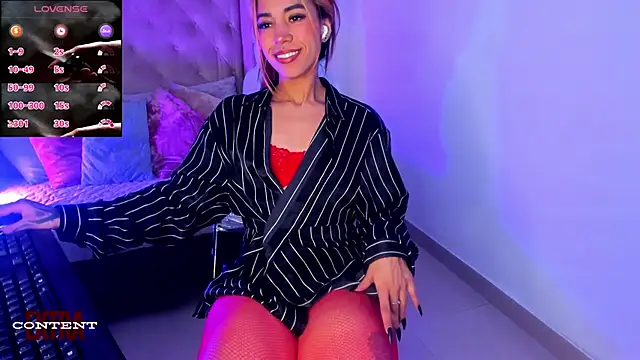 Raven Dooll online show from March 27, 10:11 pm