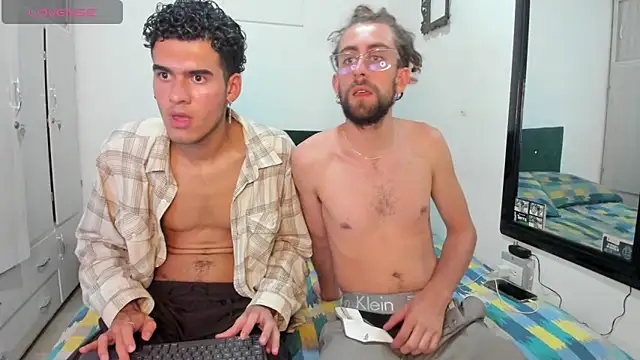 Jean And PaulXL online show from March 6, 10:27 pm