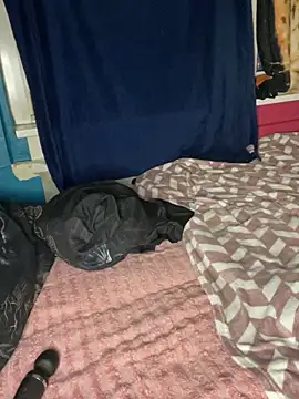 Melissa-Schneider online show from April 5, 6:14 pm