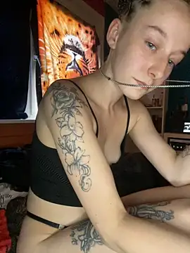 Melissa-Schneider online show from May 28, 6:03 pm