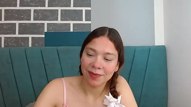 Sweet kitty 05 online show from May 8, 9:18 pm