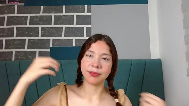 Sweet kitty 05 online show from May 16, 11:37 pm