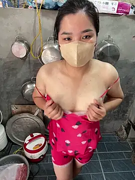 Lisa Sweet86 online show from March 16, 1:35 am